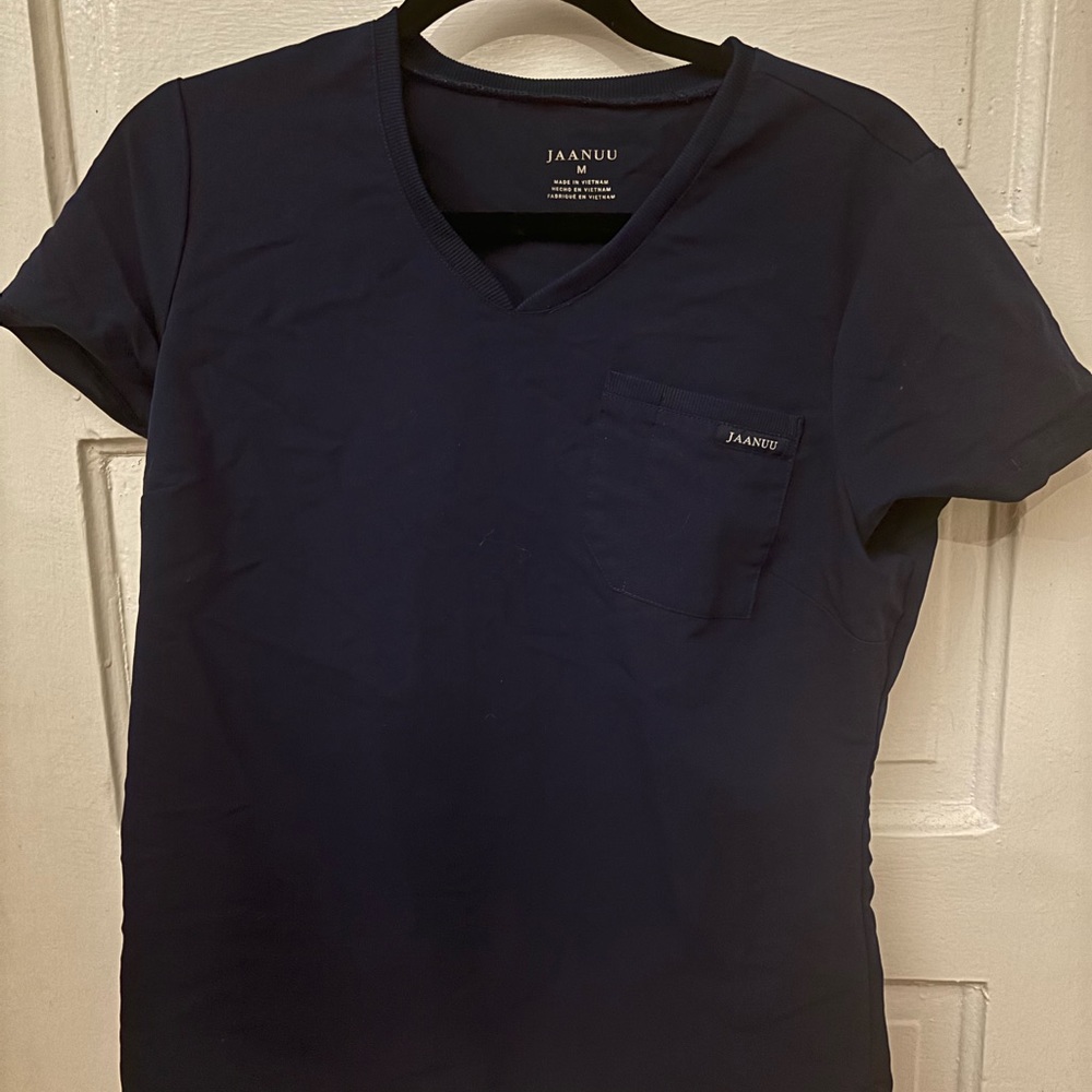 Scrub top